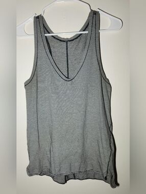 Lululemon Size 6 Circadian Tank Top  Black And White Striped Sleeveless